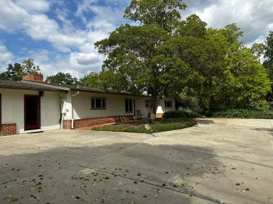 Main picture of 23798 Avenue 324