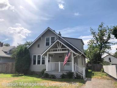 Main picture of 1924 E Marietta Ave