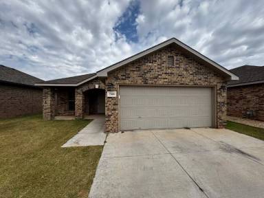 Main picture of 7520 100th St