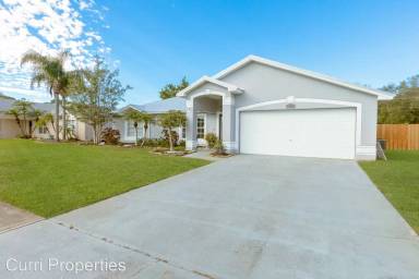 Main picture of 897 Hunters Creek Dr
