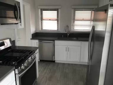 Main picture of 4103 E 2nd St