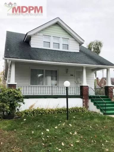 Main picture of 2471 Kendall St