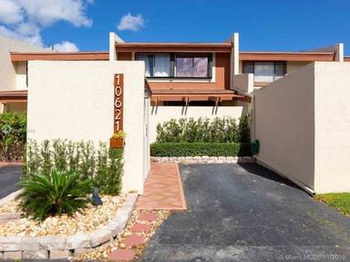 Main picture of 10621 SW 77th Ter