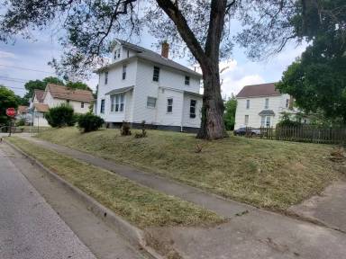 Main picture of 836 Florida Ave