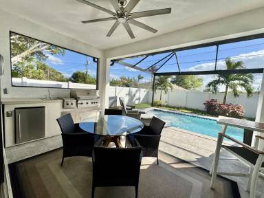 Main picture of 656 108th Ave N