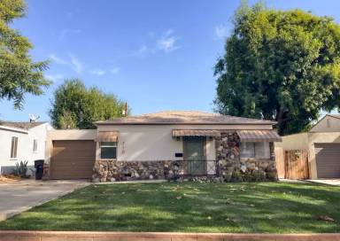 Main picture of 710 N Parish Pl