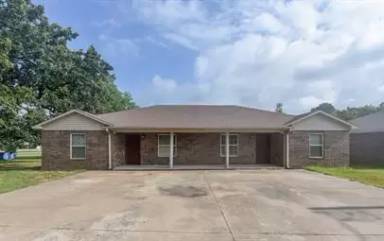Main picture of 100 SW 5th Street - A