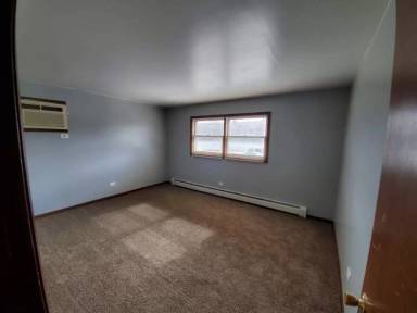 Main picture of 8911 Gerritsen Ave