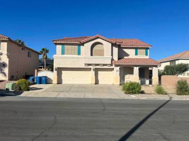 Main picture of 205 Valare St