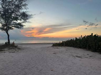 Main picture of 19804 Gulf Blvd
