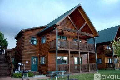 Main picture of 459 Overlook Ct