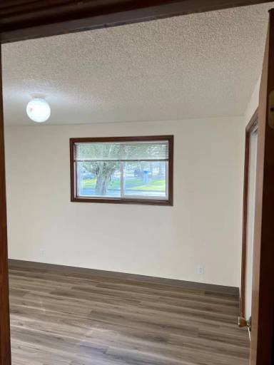 Main picture of 1550 Echo Hollow Rd