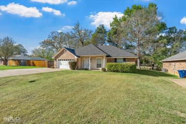 Main picture of 406 Lavita Dr