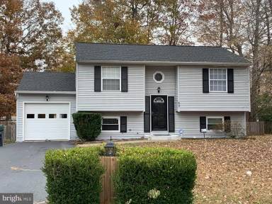 Main picture of 23 Saint Albans Blvd