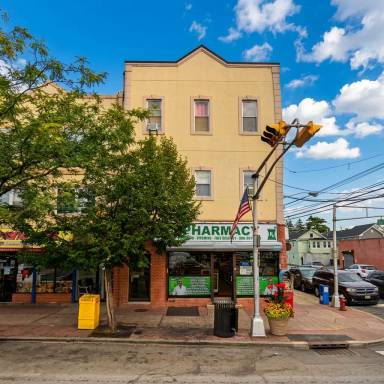Main picture of 601 Elizabeth Ave