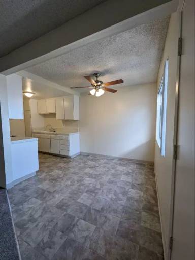 Main picture of 1135 W I St