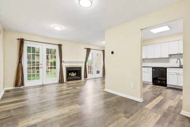 Main picture of 27 White Pine Ct