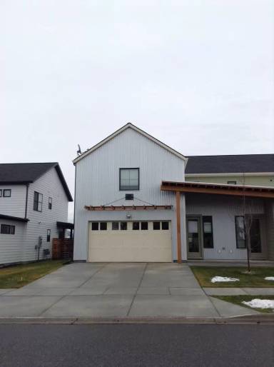 Main picture of 824-838 Rosa Way
