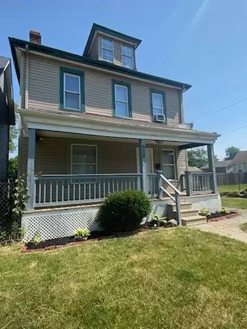 Main picture of 558 E Gates St