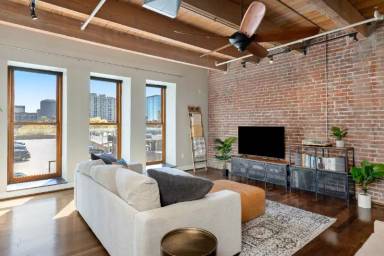 Main picture of 612 Central St