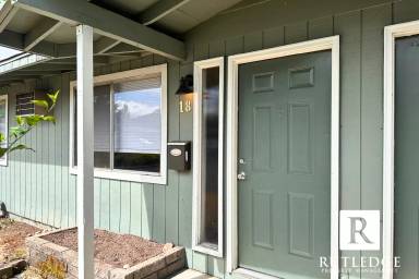 Main picture of 2250 Crater Lake Ave
