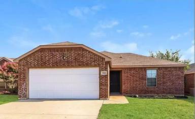 Main picture of 3412 Heatherbend St