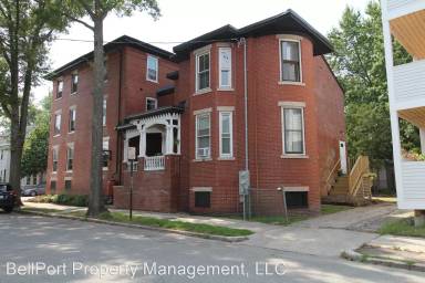 Main picture of 55 Atlantic St
