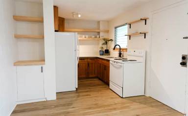 Main picture of 1627 Young St