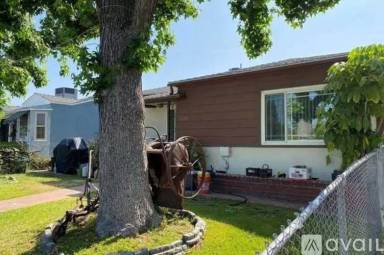 Main picture of 6228 Cahuenga Blvd