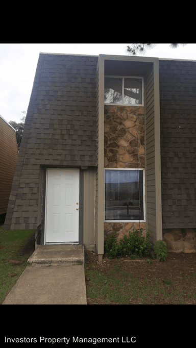 Main picture of 1304 Northcliff Ave