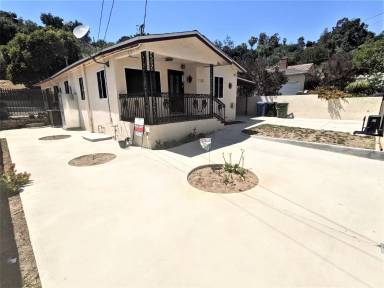 Main picture of 1843 N Avenue 56
