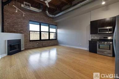 Main picture of 2303 S Michigan Ave
