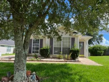 Main picture of 8729 Three Dean Way