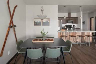 Main picture of 1354 Destiny Ln