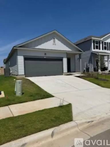 Main picture of 16112 Larustinus St