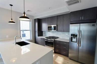 Main picture of 24 Tower St