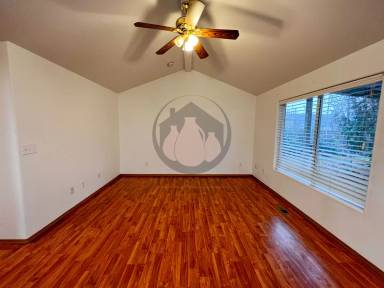 Main picture of 3377 Siuslaw Ave NE