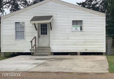 Main picture of 101 Sternberg Dr