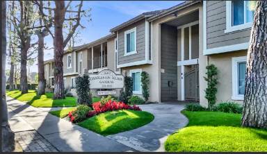 Main picture of Charleston Gardens Apartments