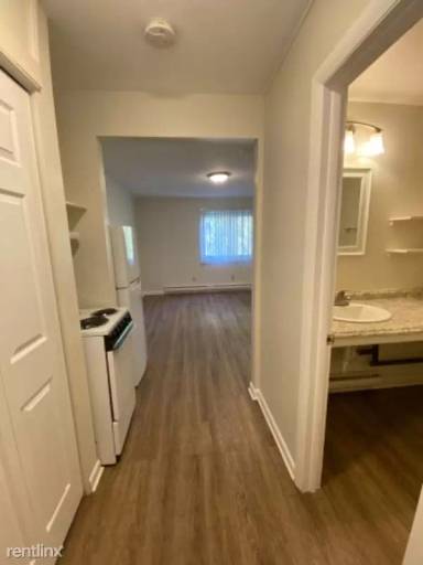 Main picture of 10 Belchertown Rd