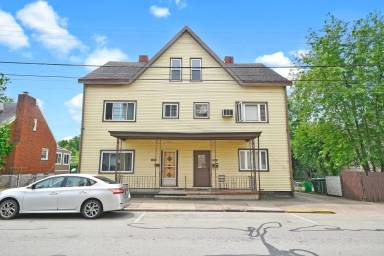 Main picture of 1349 Main St