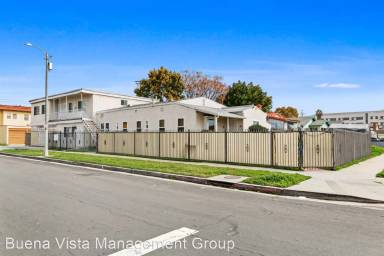 Main picture of 1057 W 84th St