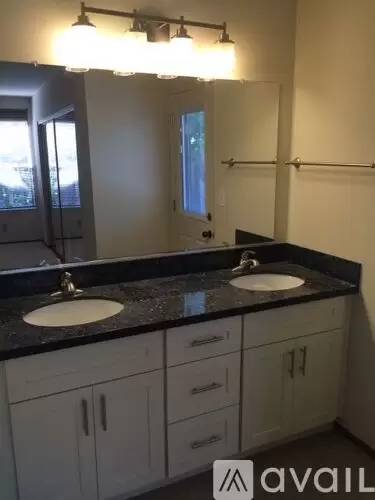Main picture of 40700 Mission Blvd
