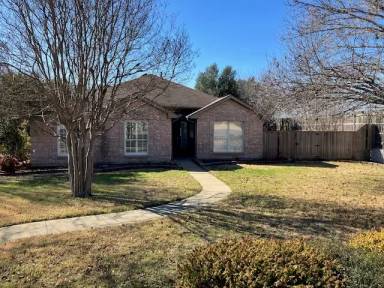 Main picture of 2128 Silversprings Dr