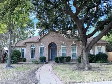Main picture of 2509 Neptune Cir