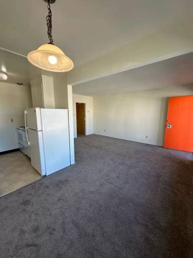 Main picture of 2600 Ivy Dr