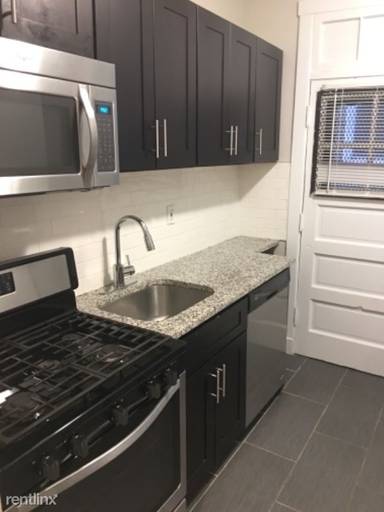 Main picture of 1441 W Lunt Ave