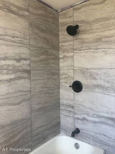 Main picture of 363 Lake St