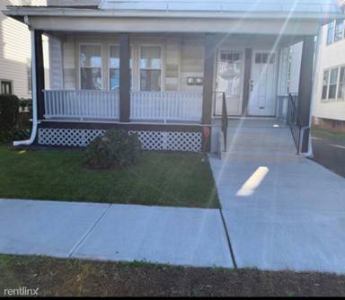 Main picture of 70 Concord St
