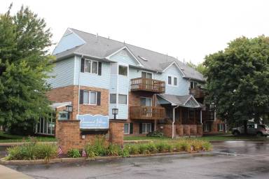 Main picture of 212 Pinewood Dr